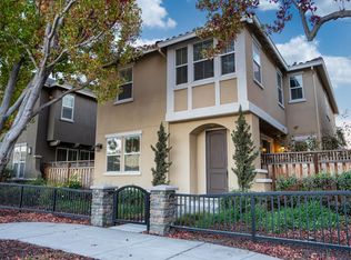 530 Aspen Pl, East Palo Alto, CA 94303