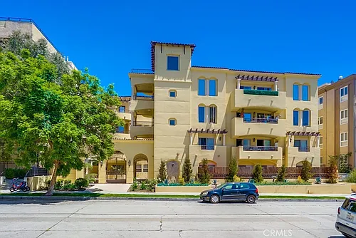 1522 Amherst Ave #402 Photo 1