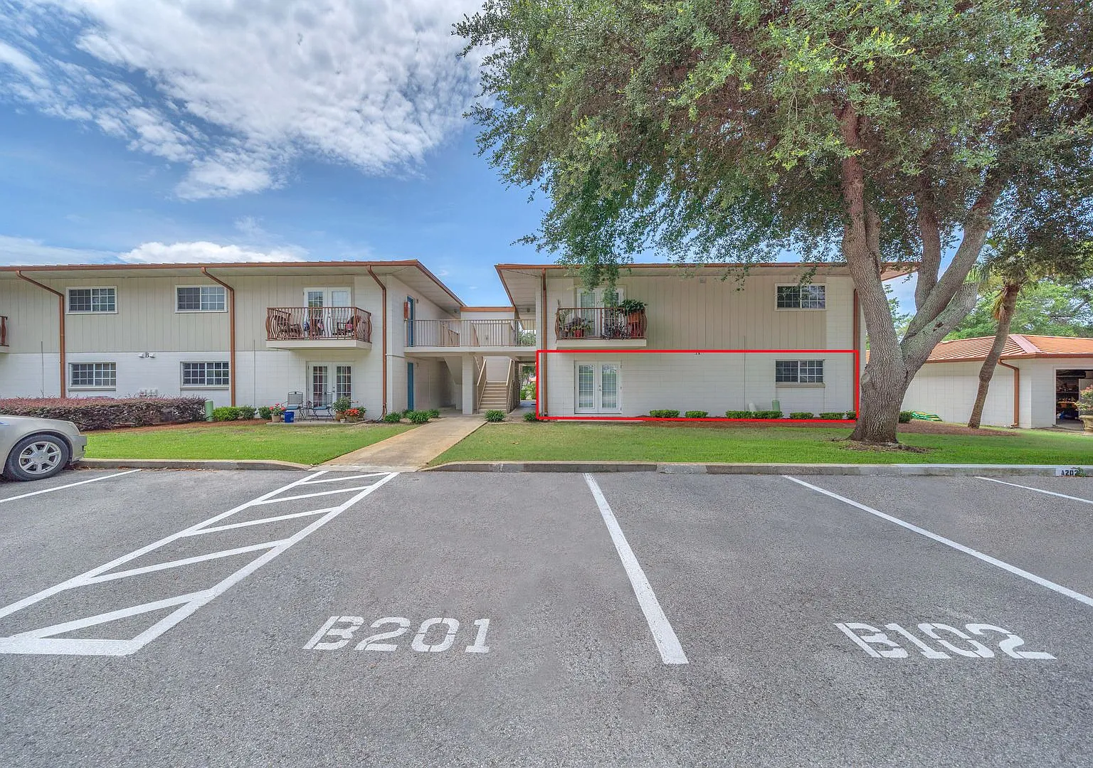 Affordable Coastal Comfort | 2BR Condo with Exceptional Amenities — Photo 2