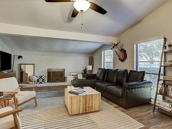 4th image of 16611 Great Glen Dr