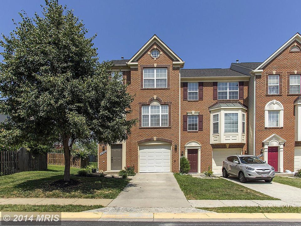 1st image of 10443 Procera Dr