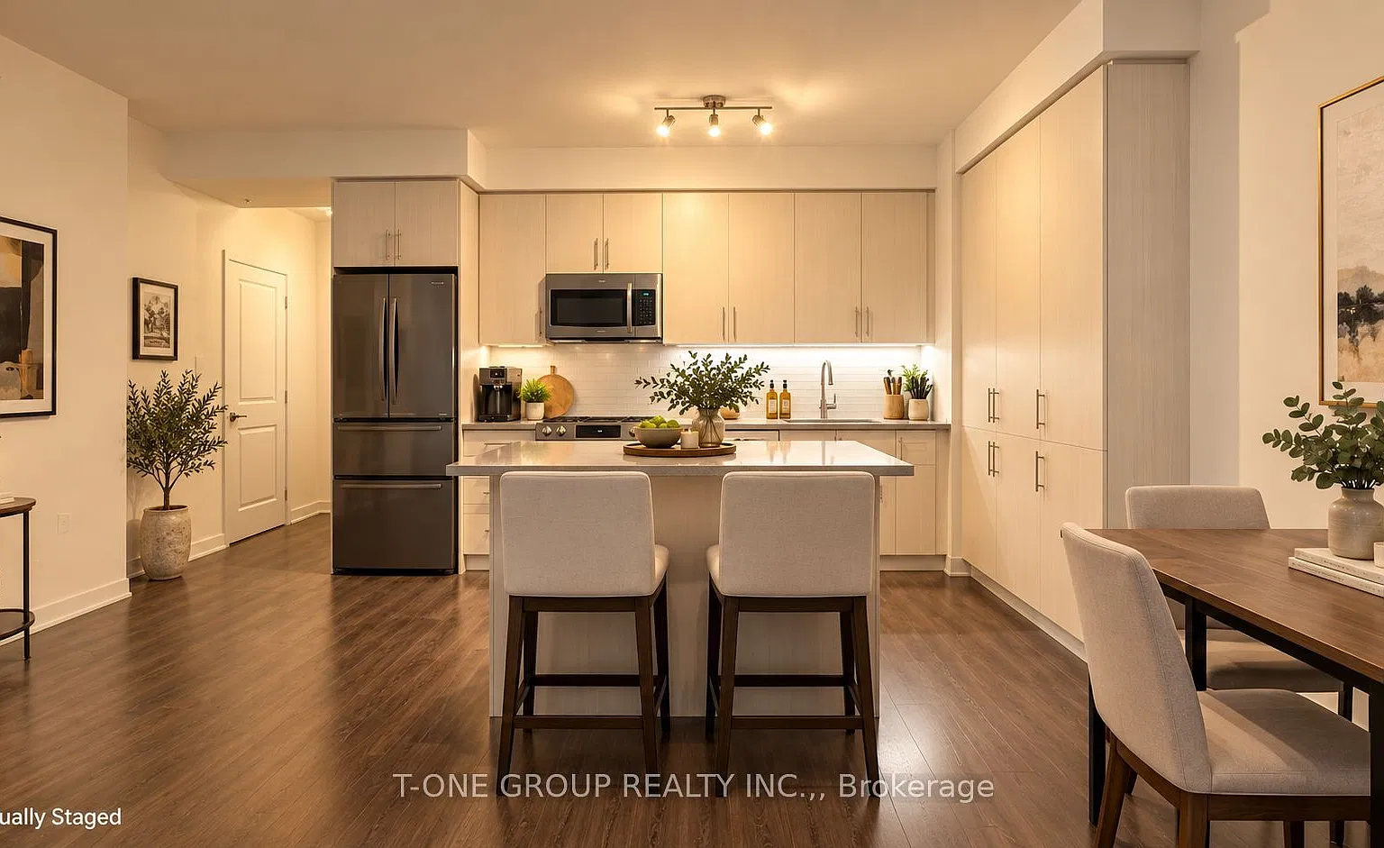 1 bed, $2,400 — Photo 4