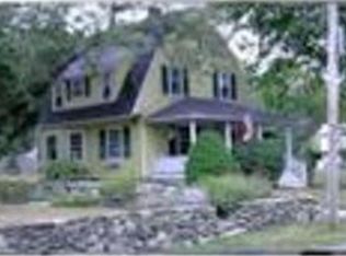 673 Pearse Rd, Swansea, MA 02777