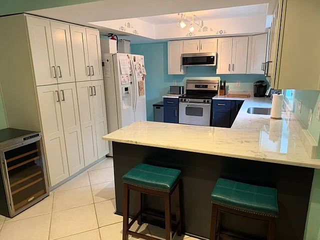 3 bed, 1712 sqft, $6,000 — Photo 4