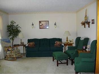 5th image of 1840 E Denslow Dr