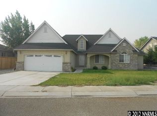 815 Divot Dr, Fernley, NV 89408