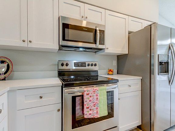5th image of 8627 Cottonway Ln