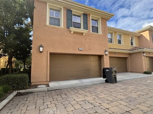 194 Guinevere, Irvine, CA 92620
