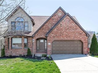 212 Randy Ln, Coraopolis, PA 15108