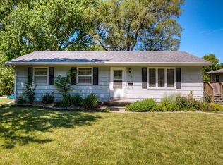 310 S 7th St, Winterset, IA 50273