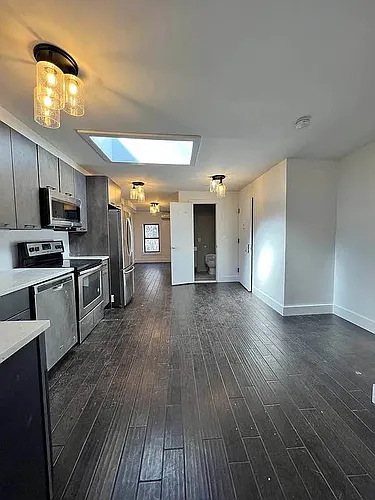 803 Quincy St #3 Photo 1