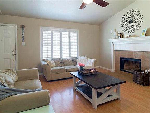 4th image of 4660 Waterway Dr N