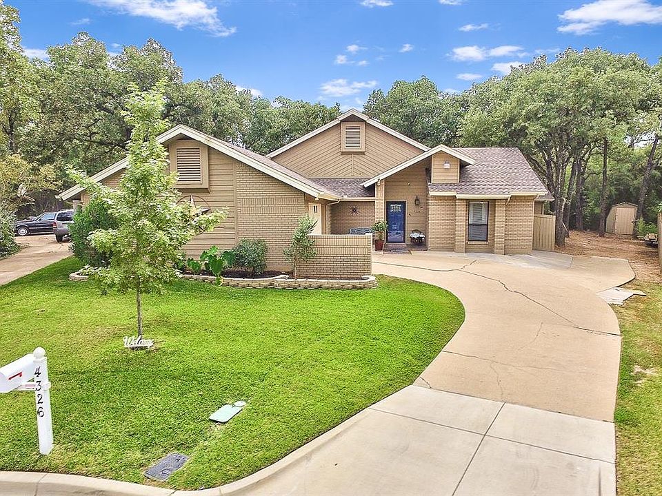 1st image of 4326 Willow Bend Dr