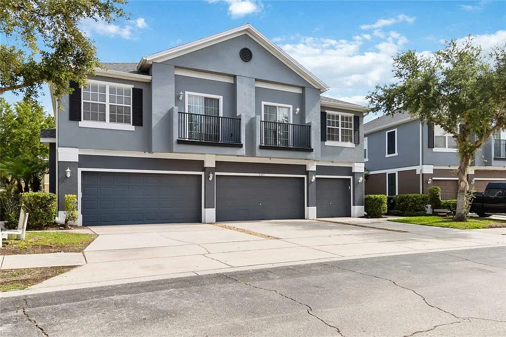 2 bed, 2.0 bath, 1200 sqft, $1,850 — Photo 3