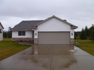 343 E River Cir, Sauk Centre, MN 56378