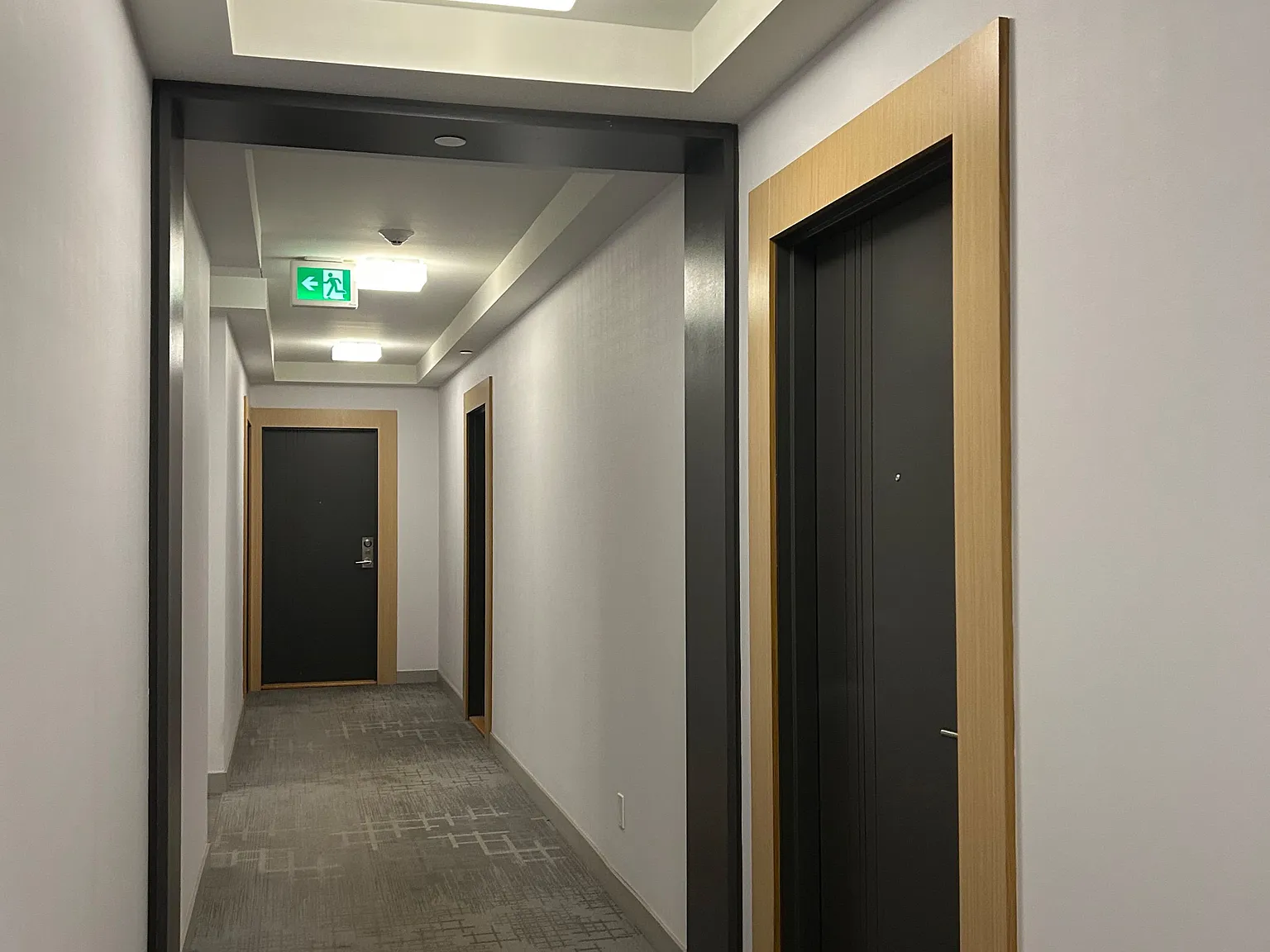 2 bed, $2,450 — Photo 4