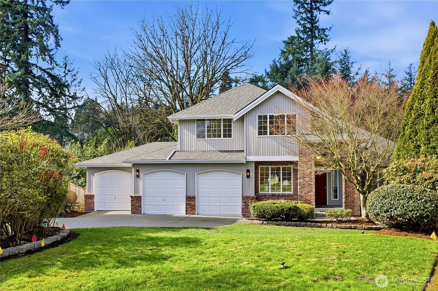 3049 Bellevue Way NE photo 1