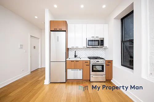 12 Crown St #A6 Photo 1