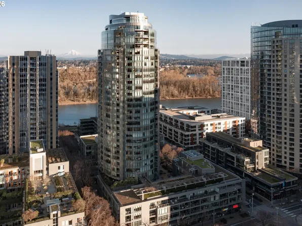 3601 SE River Pkwy Unit 1207, Portland, OR 97239