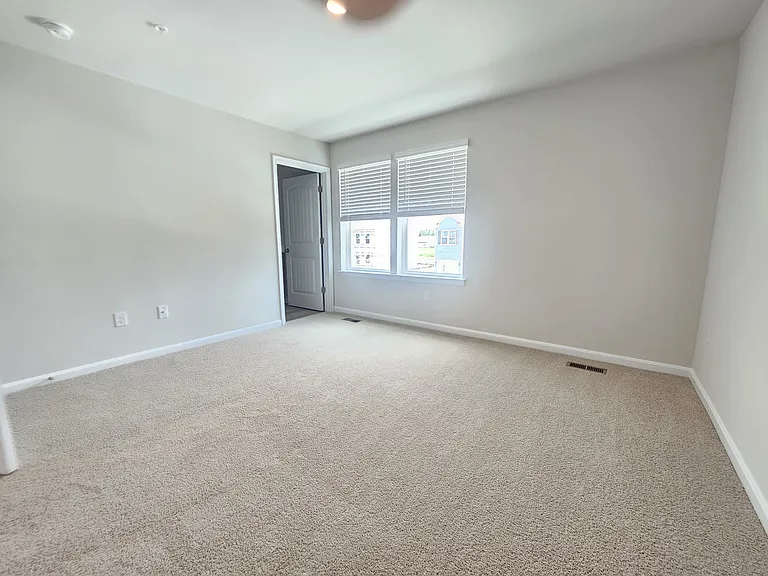 1410 Sugarplum Ln #1 — Photo 26