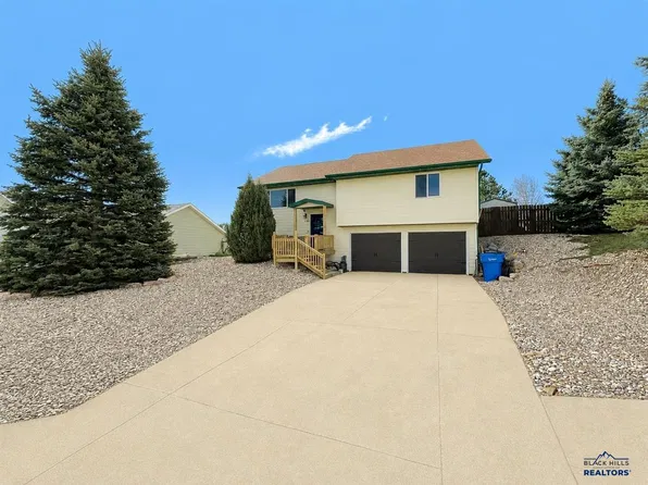 706 Taylor Court, Belle Fourche, SD 57717