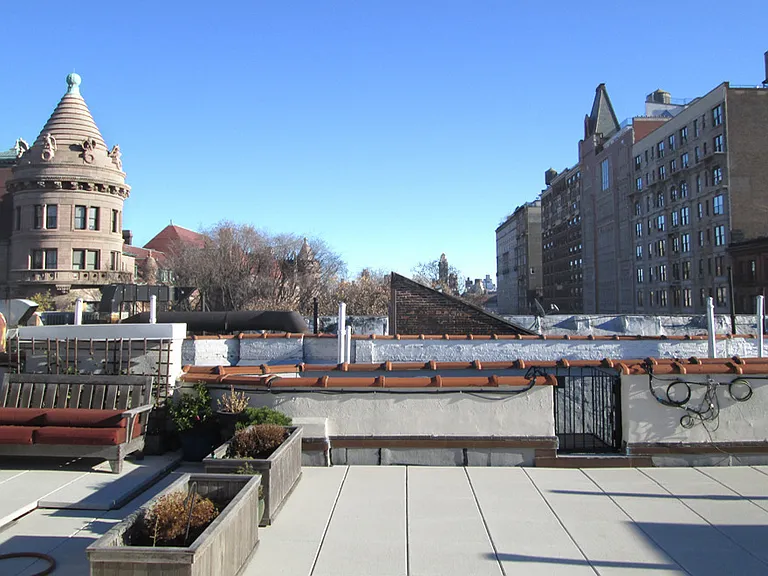 105 W 77th St #4E — Photo 7