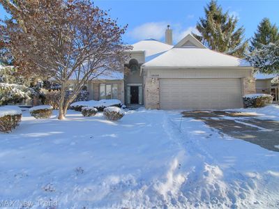 38309 Golfview Dr, Farmington Hills, MI, 48331