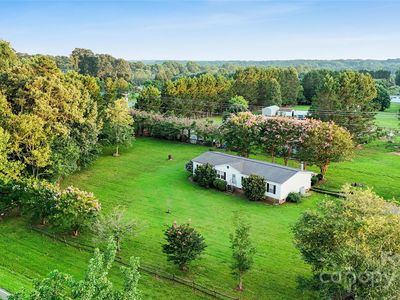 35 Little Roundtop Dr, Hiddenite, NC, 28636