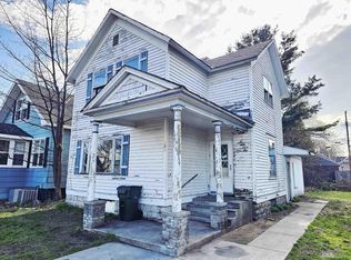 506 S 10th St, Escanaba, MI 49829