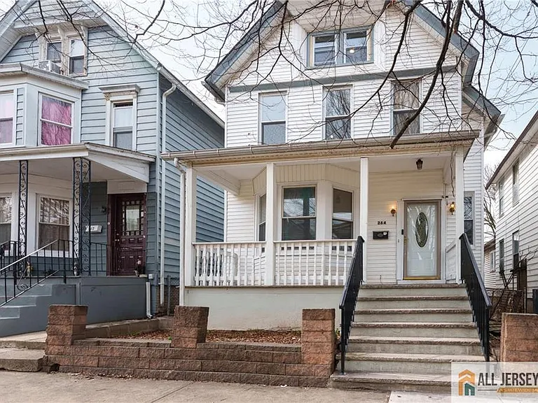 264 Seaman St #1 — Photo 1
