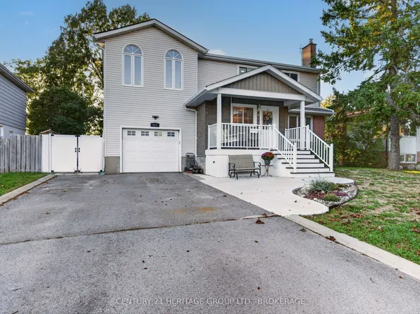 911 Auden Park Dr, Kingston, ON K7M 4T8