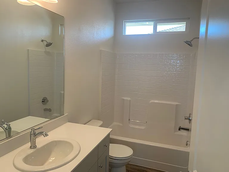 2261 Milano Trl — Photo 10