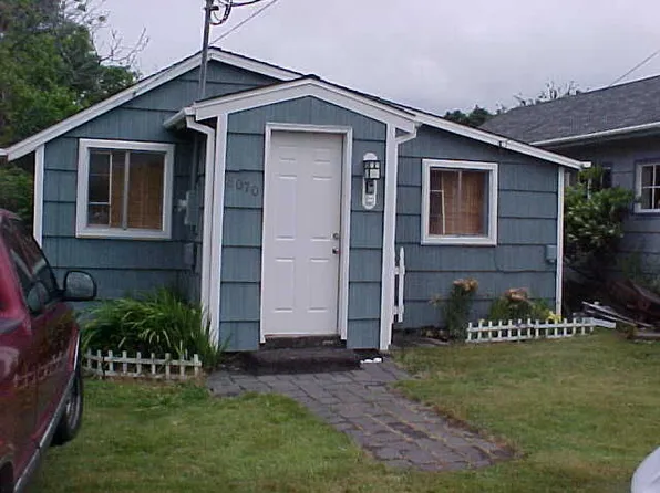 8070 Minnehaha St, Rockaway Beach, OR 97136