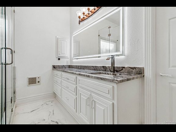 4th image of 27481 Smithson Valley Rd