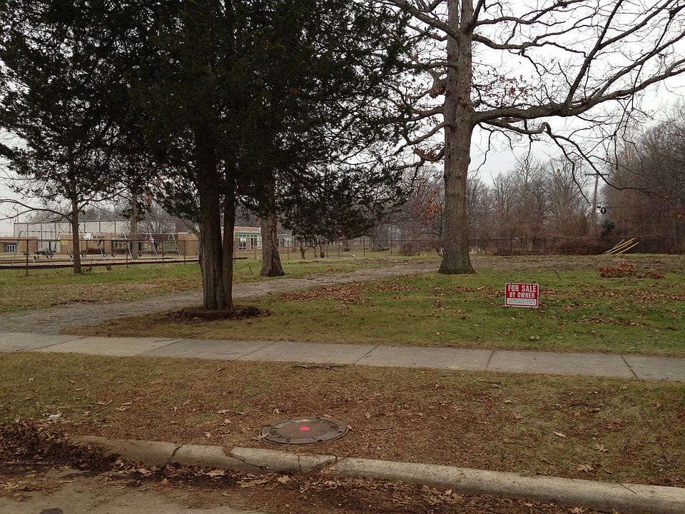 2nd image of 17720 Kennebec St