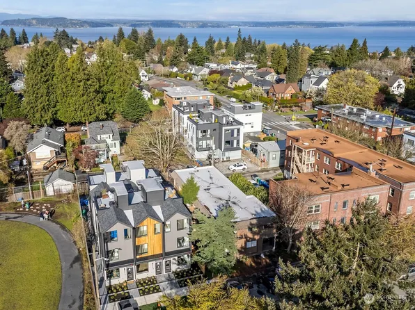 2615 44th Avenue SW, Seattle, WA 98116