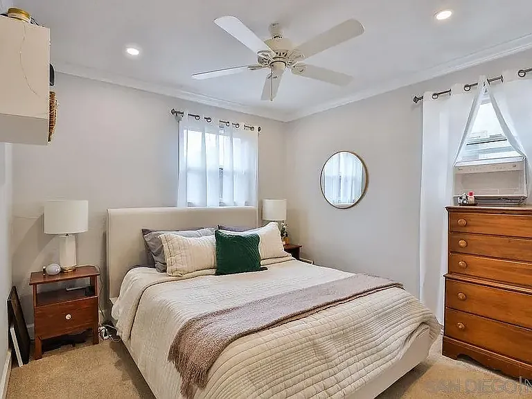 4726 Oregon St — Photo 12