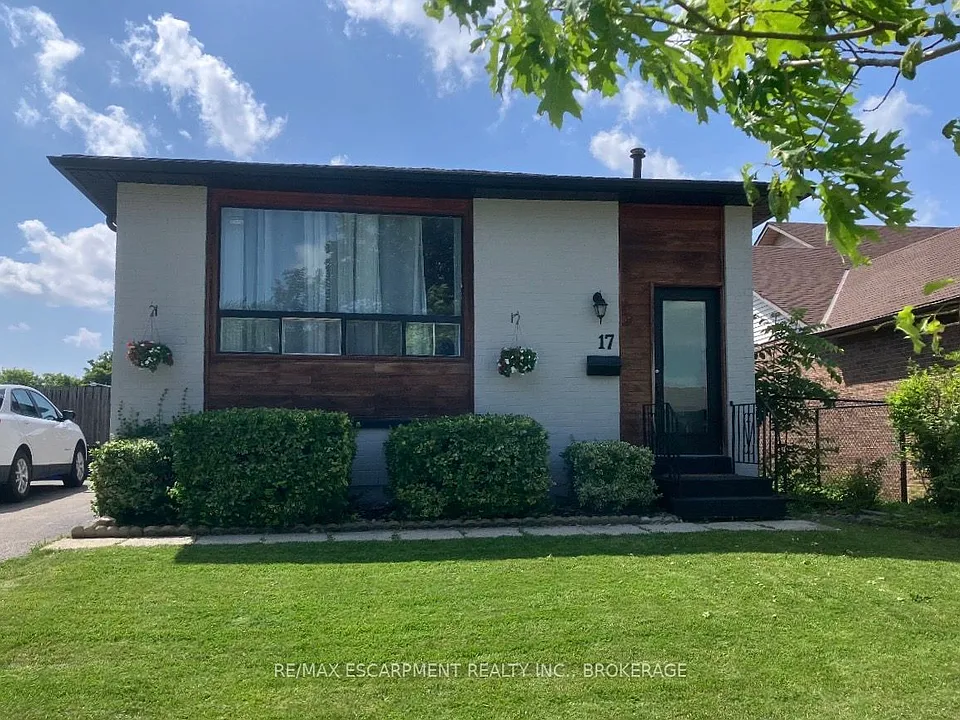 17 Mellenby St #UPPER