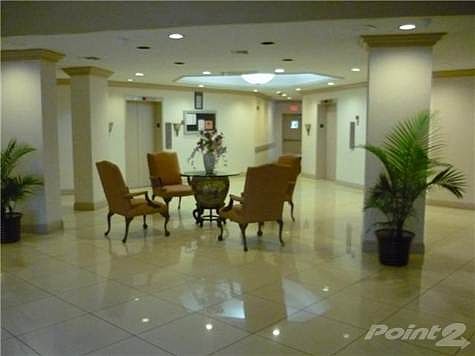 2nd image of 1300 NE Miami Gardens Dr APT 1013E