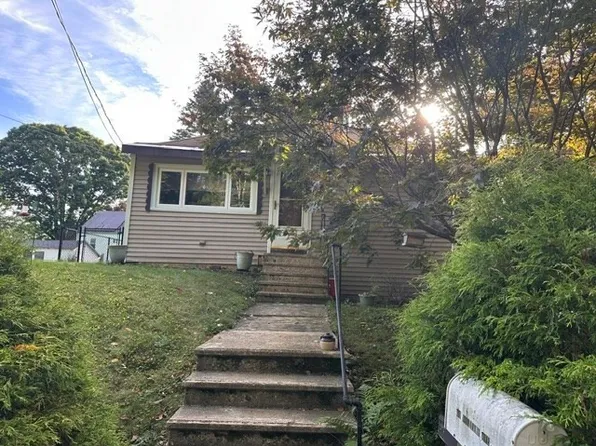 40 Williams Ave, Athol, MA 01331