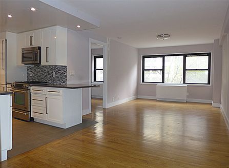 3rd image of 301 E 47th St APT 5A