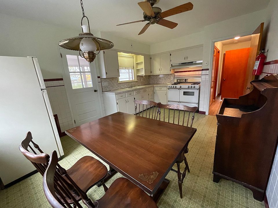 104 Valpeck Ave Raritan, NJ, 08869 Apartments for Rent Zillow