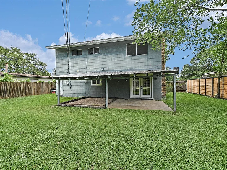 4904 Creekline Dr — Photo 10