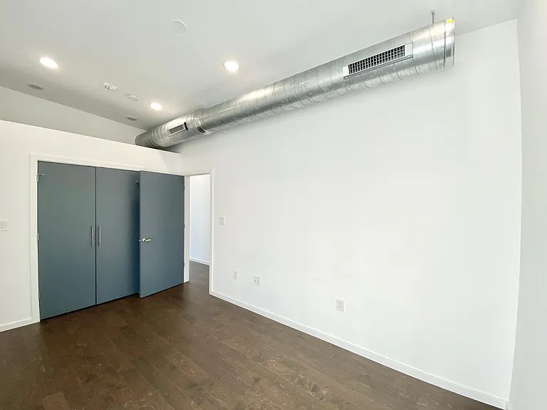 1233 N Franklin St #A7 — Photo 13