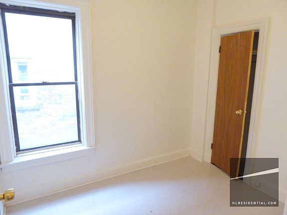 5th image of 1512 Bedford Ave APT 3R