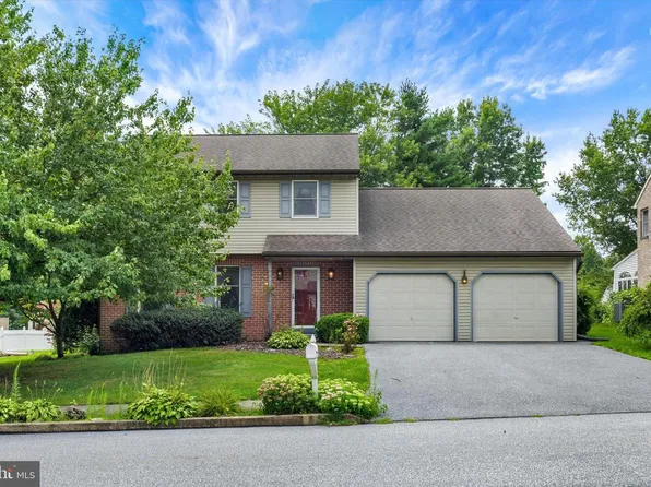 18 Southview Cir, Elizabethtown, PA 17022