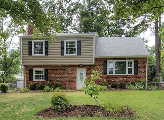 2nd image of 4202 N Lakefront Dr