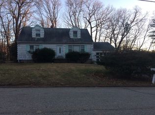 12 Andrew Dr, Monsey, NY 10952