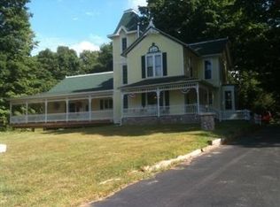 2251 Riverside Rd, Benton Harbor, MI 49022