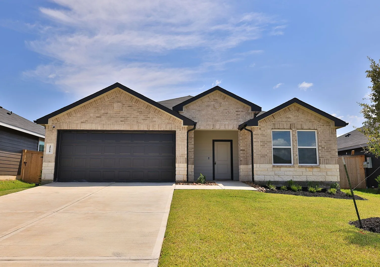 For Lease | 4 Bed, 2 Bath | 1,573 Sq Ft | Mill Creek Community | — Photo 2